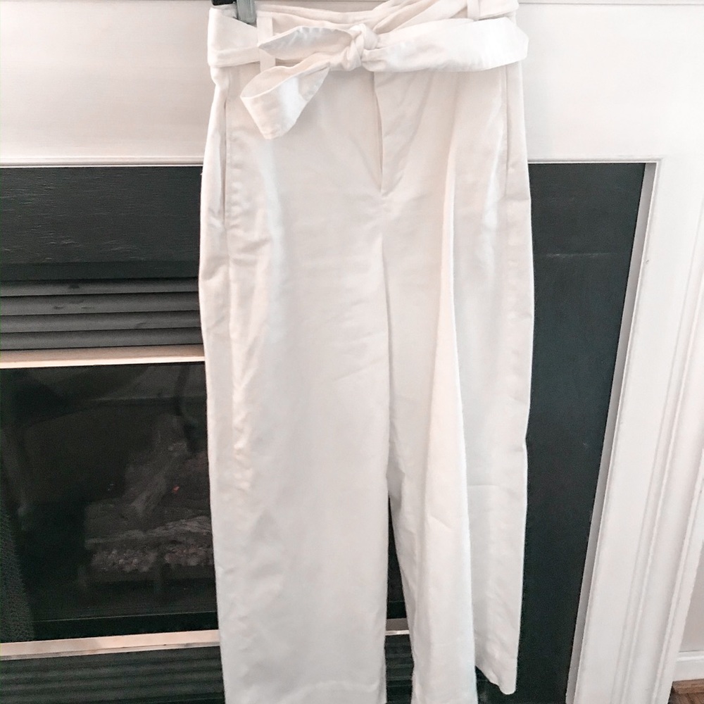 HIGH RISE WHITE PANTS FROM ZARA
